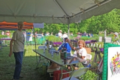 WO-SNRPlantSale-May2017_11